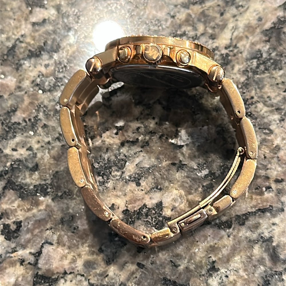 Michael Kors watch - Picture 8 of 10